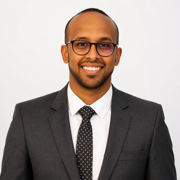 Mohamed Ali Farah, Managing Director